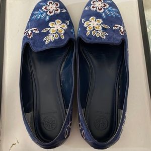 Blue suede embroidered Tory Burch loafers size 10